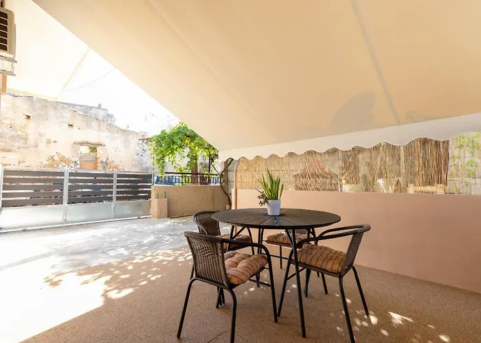 Goza Cozy House
